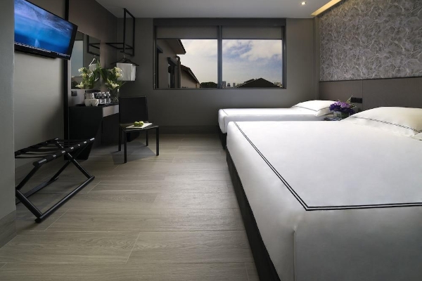 Hotel 81 Classic